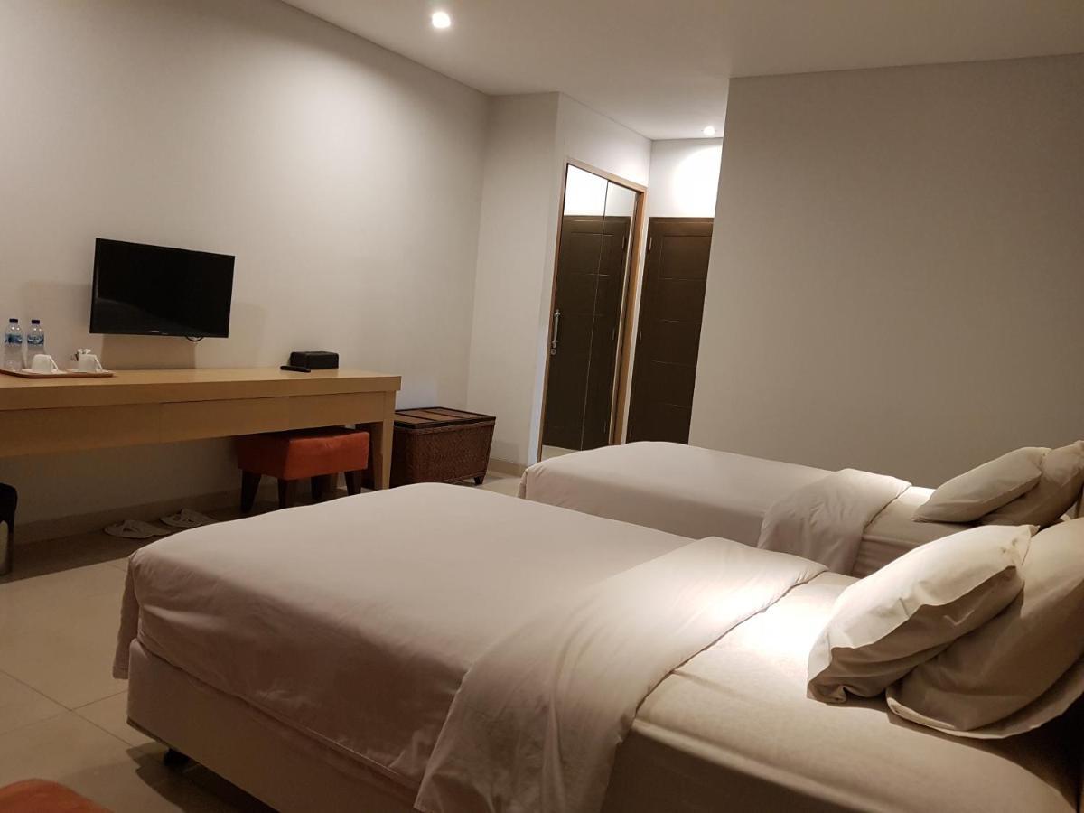 New Mountain Springs Hotel & Resort Lembang Εξωτερικό φωτογραφία
