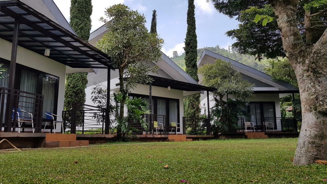 New Mountain Springs Hotel & Resort Lembang Εξωτερικό φωτογραφία